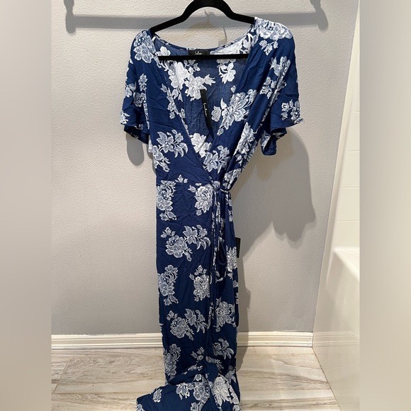 NWT Lulus Floral Wrap Dress - Picture 4 of 6